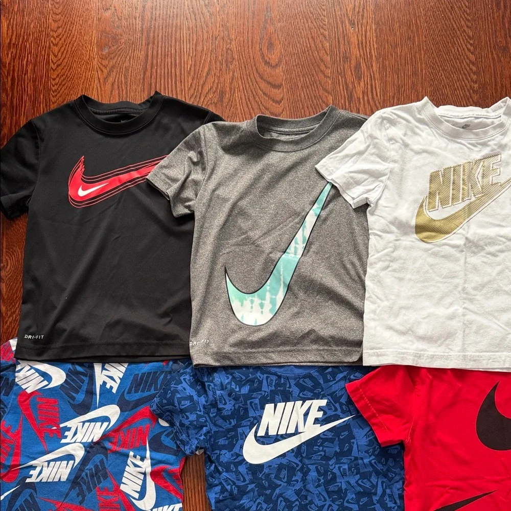 Nike boys T-Shirt and Shorts Collection - Black, Red, Blue - Picture 2 of 4